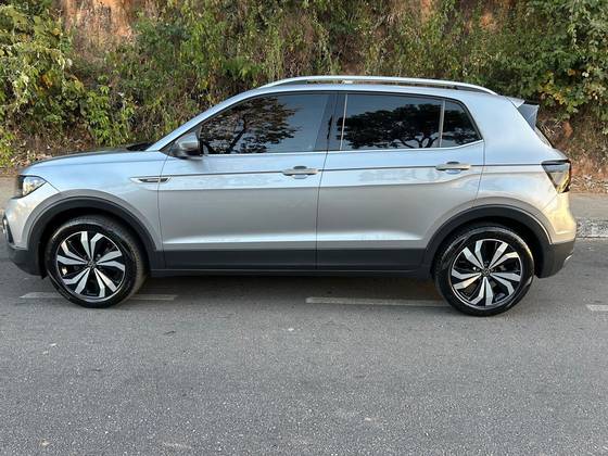 VOLKSWAGEN T-CROSS 1.4 250 TSI TOTAL FLEX HIGHLINE AUTOMÁTICO
